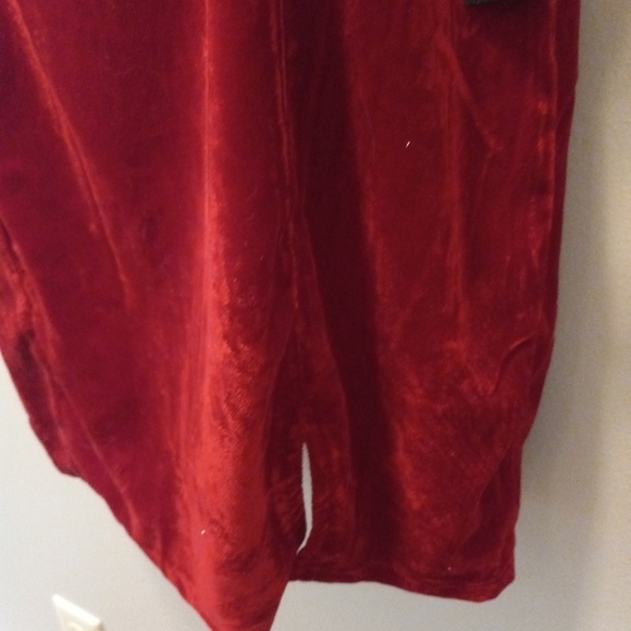 Lulus Rhinestone Strappy Back Velvet Mini Dress in Burgundy Size Small - Picture 4 of 11